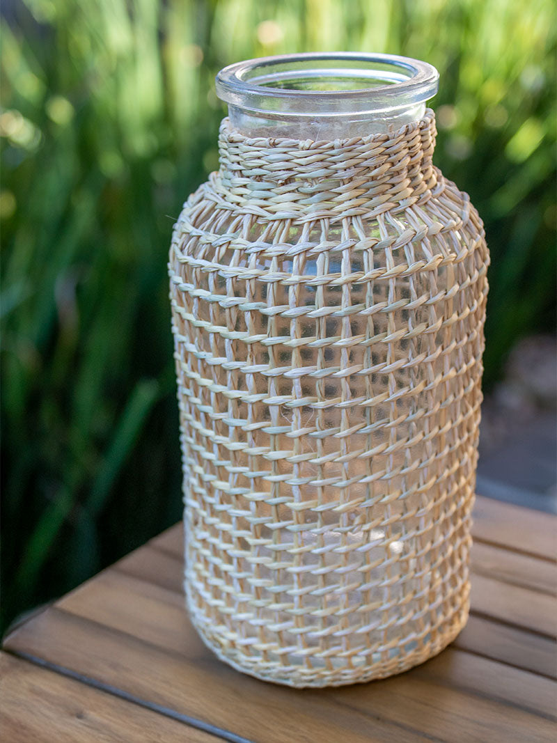 FLORERO PEQUEÑO RATÁN Y VIDRIO