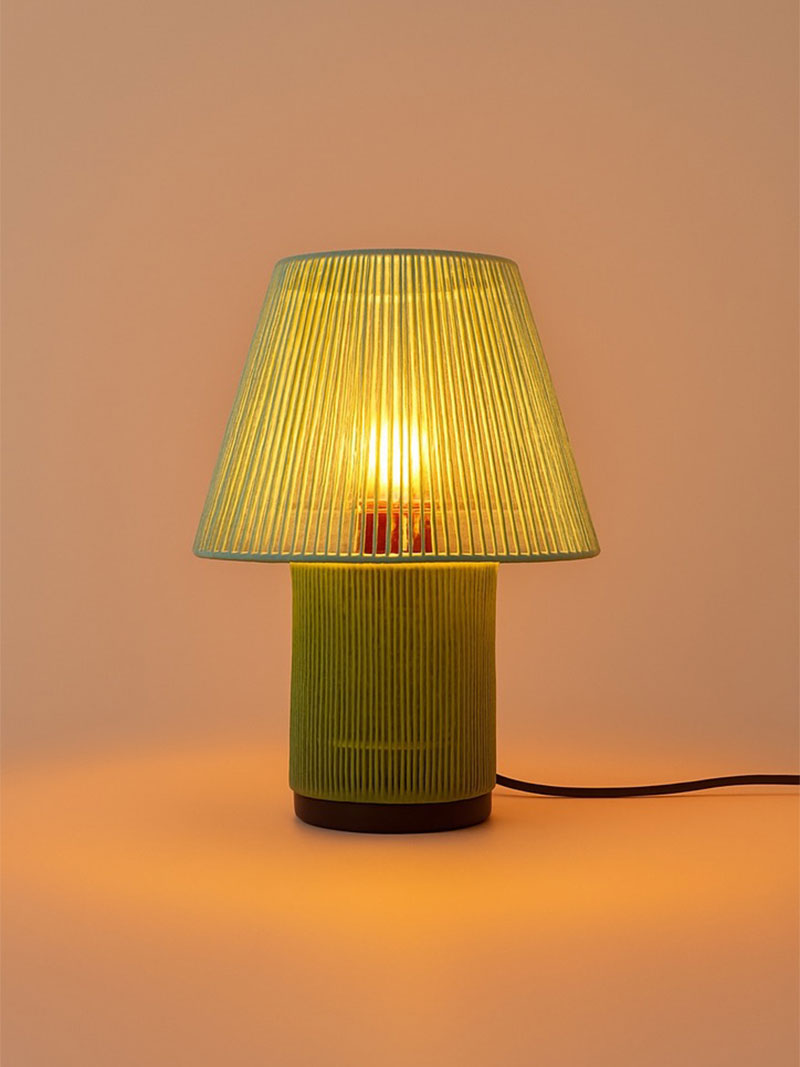 LÁMPARA CORDÓN TRENZADO COLOR